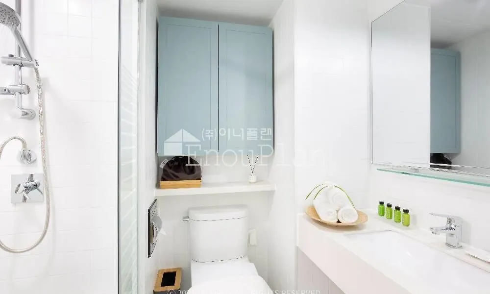 Busan Studio 202